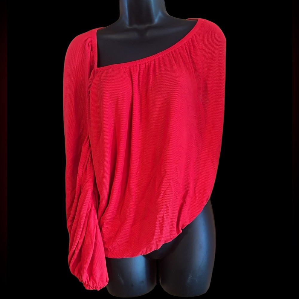 One Sleeved Lna Clothing Top